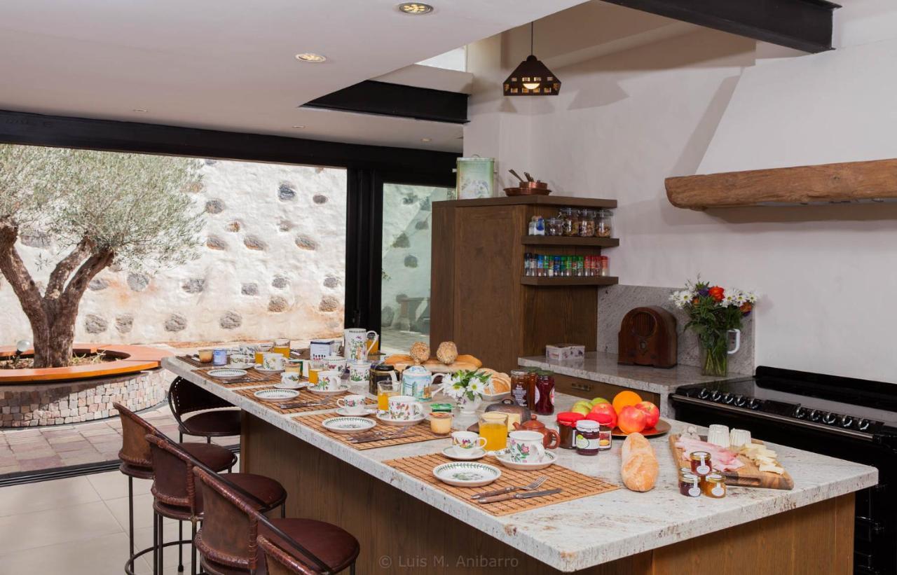 Historic Canarian House, Private Heated Infinity Pool, Bbq, Wifi + Panoramic Ocean Views 아로나 외부 사진