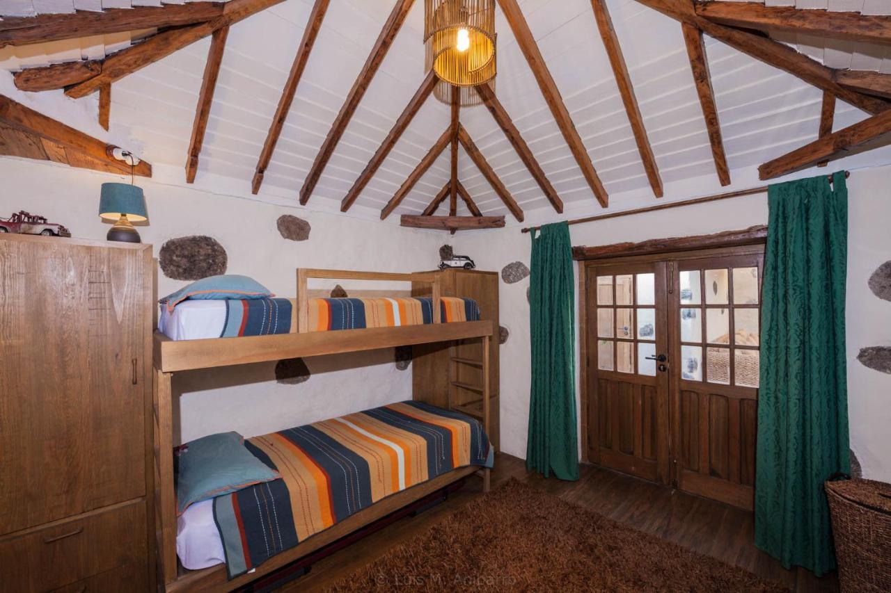 Historic Canarian House, Private Heated Infinity Pool, Bbq, Wifi + Panoramic Ocean Views 아로나 외부 사진